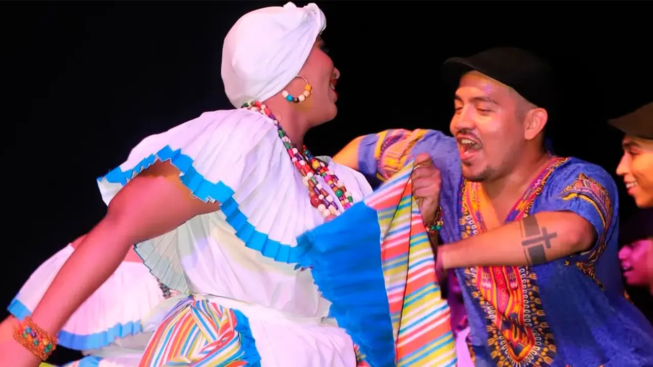 En la foto: Bailarines de Soca